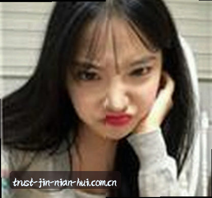 李薇